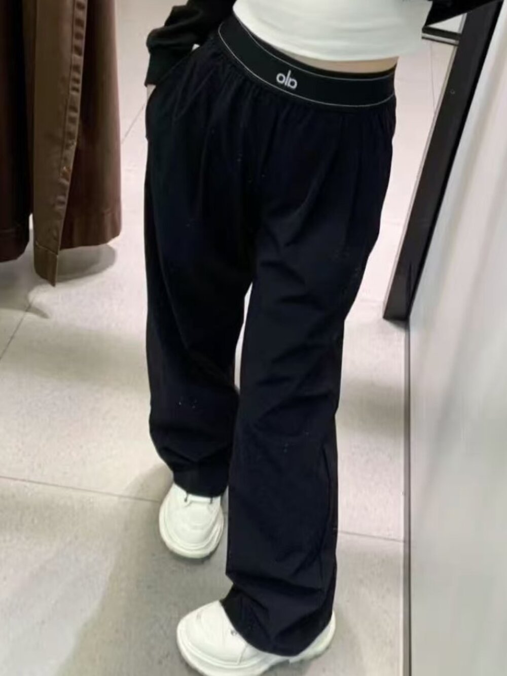 NWT ALO Yoga Women's Black Suit Up Trouser (Regular)🔥🎉